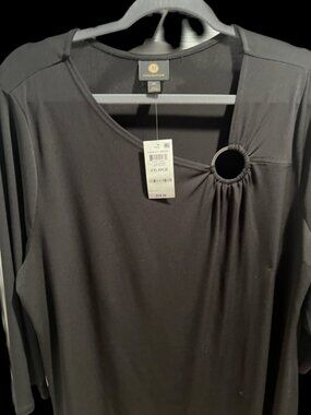 NEW WITH TAG, Womens XL Black Jersey Top, 3/4 sleeves, covers hips, angled front